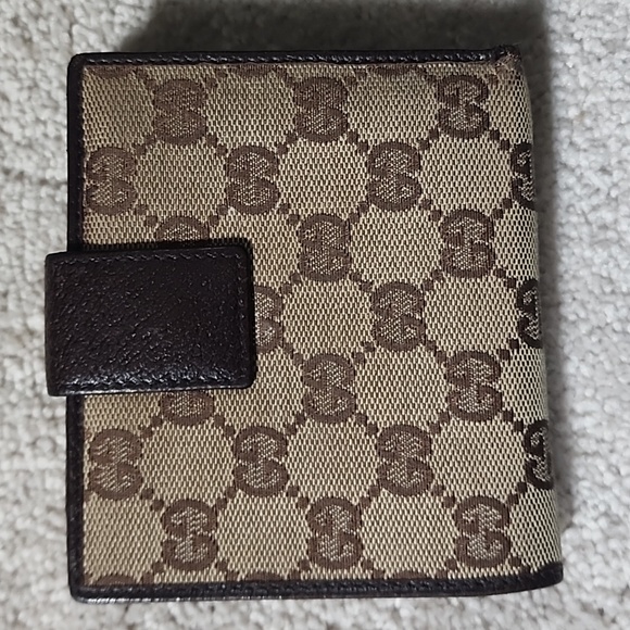 Authentic Gucci Wallet - Picture 6 of 8